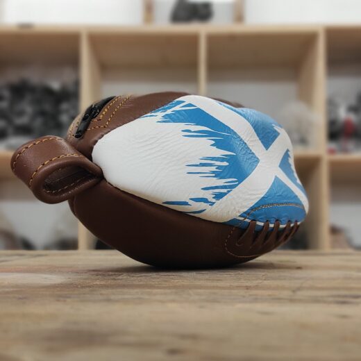 Trousse de Toilette Ballon de Rugby Vintage Écosse en Cuir