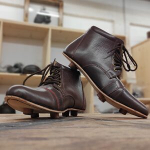 Paire de Crampons Vintage Football & Rugby en Cuir