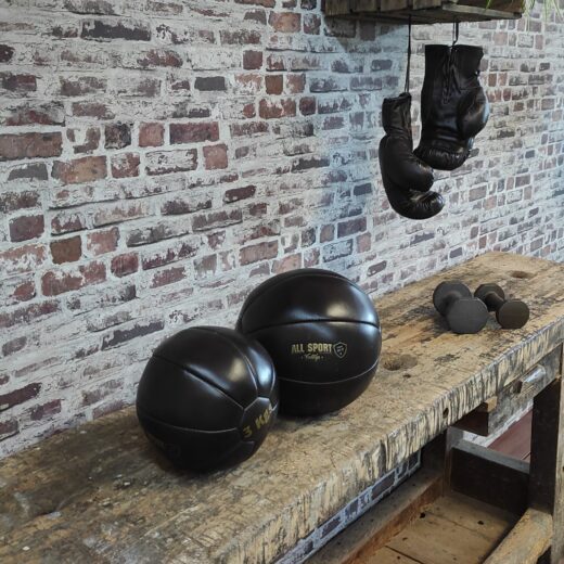 Medecine Ball en cuir vintage