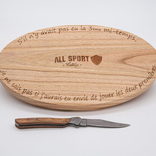 &#8220;3rd half&#8221; rugby aperitif board with its knife