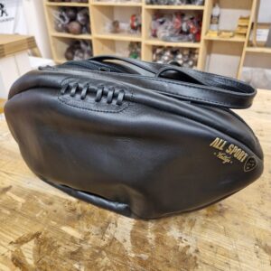 Sac à Main Ballon de Rugby Vintage en Cuir Noir